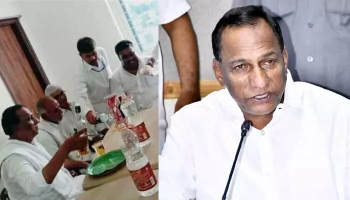 మందు తాగితే తప్పేంటి.. మద్యం ఫొటోలపై మల్లారెడ్డి క్లారిటీ మందు తాగితే తప్పేంటి.. మద్యం ఫొటోలపై మల్లారెడ్డి క్లారిటీ