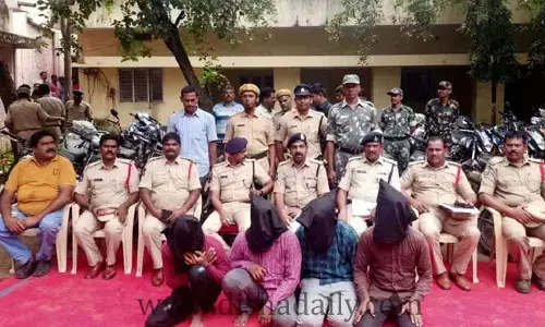 జల్సాలకు  అలవాటు పడి అలా చేశారు..