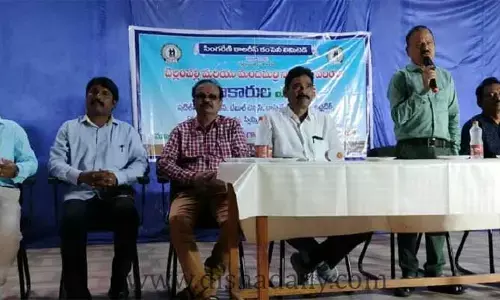 కళాకారులు పోటీల్లో రాణించాలి.. ఏరియా పీఎం లక్ష్మణ్ రావు