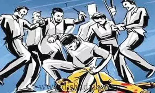 టెన్షన్.. టెన్షన్.. రుద్రూరులో రెండు వర్గాల మధ్య ఘర్షణ