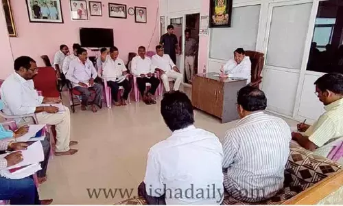 అధికారులతో స్పీకర్ సమీక్ష సమావేశం.. ఏం మాట్లాడారంటే