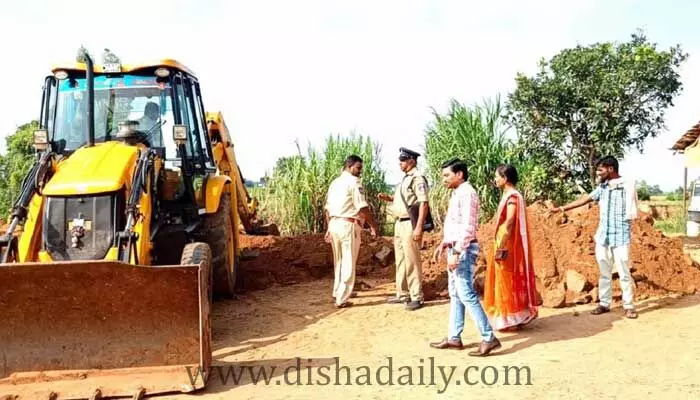 అక్రమ ఇసుక ఫిల్టర్ల పై కొరడా అక్రమ ఇసుక ఫిల్టర్ల పై కొరడా