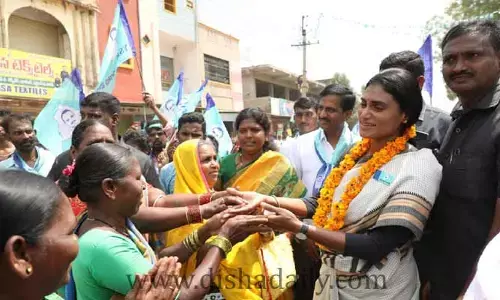 కేసీఆర్ పాలనలో అంతా అవినీతే : వైఎస్ షర్మిల