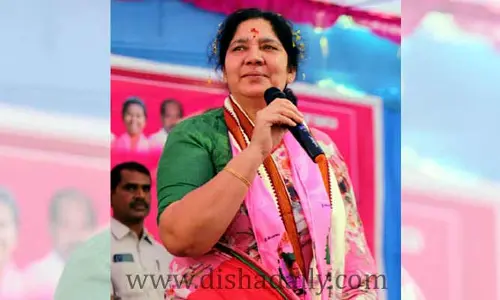 టీఆర్ఎస్‌లో మహిళా మంత్రి శపథం నెరవేరుతుందా?