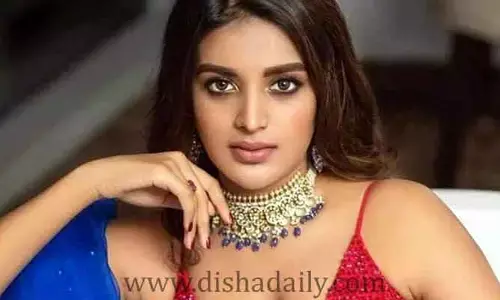ఇండస్ట్రీలో నిలవాలంటే గ్లామర్ షో చేస్తే చాలు.. నిధి అగర్వాల్ సెన్సేషనల్ కామెంట్స్