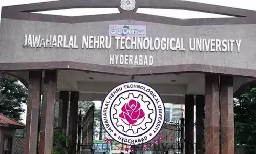 హైదరాబాద్ జేఎన్‌టీయూలో విద్యార్థిని సూసైడ్