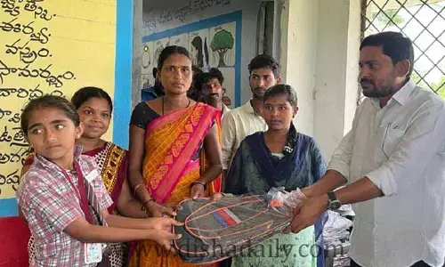 తన సొంత ఖర్చులతో  అదంతా చేశాడు..