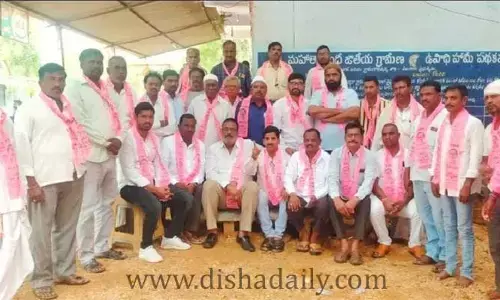 వైఎస్ షర్మిల కండ్లు ఉండి చూడలేని పరిస్థితిలో ఉంది : టీఆర్ఎస్ నాయకులు
