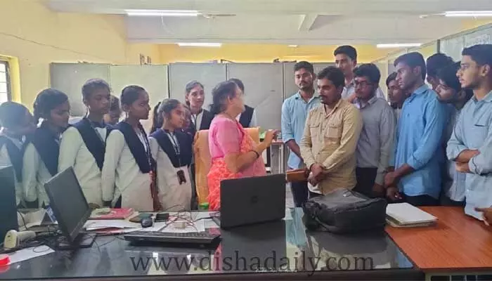 హరితనిధి పేరిట ఫీజుల వసూలు సరికాదు : పాలిటెక్నిక్ స్టూడెంట్స్ జేఏసీ హరితనిధి పేరిట ఫీజుల వసూలు సరికాదు : పాలిటెక్నిక్ స్టూడెంట్స్ జేఏసీ