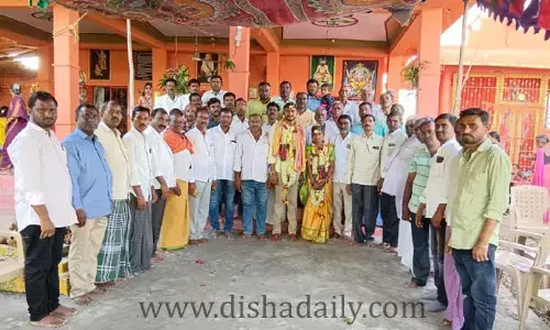 అనాధ పిల్లపెళ్లి చేసి మానవత్వం చాటుకున్న గ్రామస్తులు