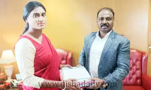 కాళేశ్వరం నేషనల్ లెవెల్ స్కాం.. కాగ్‌కు YS షర్మిల ఫిర్యాదు