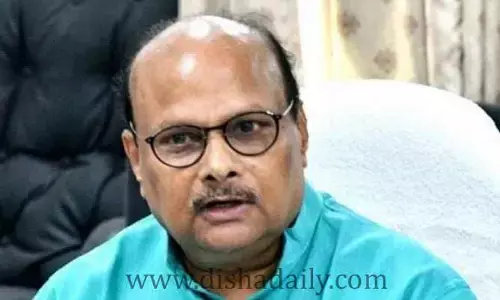 సొంతడొప్పుకొట్టుకోవడానికి కేంద్రం నిరాకరణ: జగన్ నిర్వాకంతో నిలిచిపోయిన గ్రాంట్స్