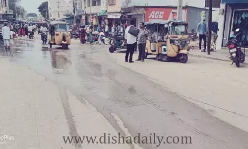 వీళ్లు మారరు..లీకేజీ ఆగదు..