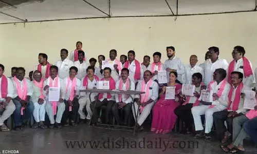 వారు కమీషన్ల.. కన్వీనర్లు