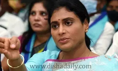 BREAKING: వైఎస్ షర్మిల అరెస్ట్.. ప్రజా ప్రస్థానం పాదయాత్రలో తీవ్ర ఉద్రిక్తత