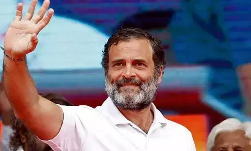 ద్వేషాన్ని ప్రేమతో గెలవాలి