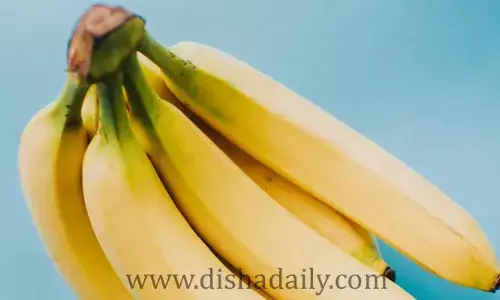 పరగడుపున  అరటిపండు (Banana) తీసుకుంటున్నారా ? అయితే  వీటితో జాగ్రత్త  !
