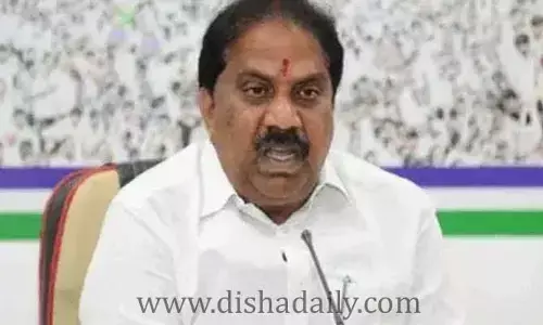 చంద్రబాబు తప్పు చేయలేదని పవన్ కల్యాణ్ చెప్పగలరా?: వైసీపీ ఎమ్మెల్యే మల్లాది విష్ణు