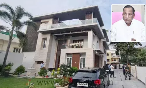 IT Raids On Mallareddy: బంధువు ఇంట్లో రూ.2 కోట్లు సీజ్