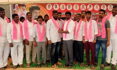 ప్రతిపక్షాలకు గుణపాఠం తప్పదు: Guvvala Balaraju