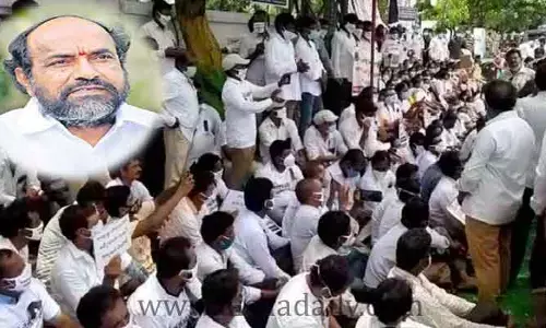 కేంద్రం నిర్ణయం మార్చుకోకుంటే పార్లమెంట్‌కు కరెంట్ కట్!
