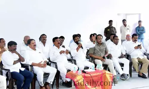 దాడులు కొనసాగితే ప్రజలే ప్రతిదాడి చేస్తారు: మంత్రులు Srinivas goud , Singireddy Niranjan Reddy