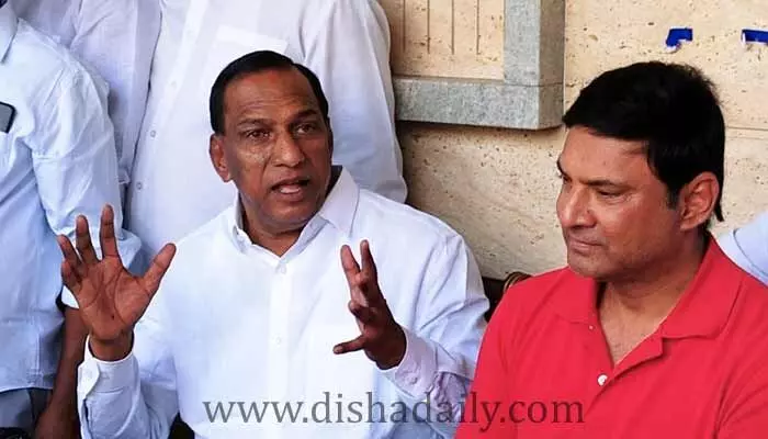 Minister Mallareddy: ఢిల్లీ ఒత్తిళ్లతో పని చేస్తున్న ఐటీ అధికారులు