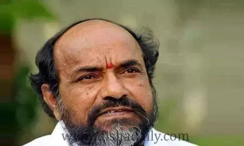 బీసీ ప్రధానిగా ఉండి బీసీలకు అన్యాయం జరుగుతుంటే ఎలా?