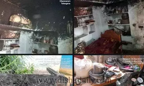 షార్ట్‌ సర్క్యూట్‌‌తో ఇల్లు దగ్ధం