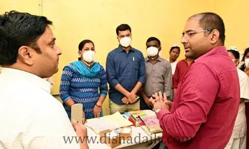 సకాలంలో వైద్య సేవలు అందించాలి