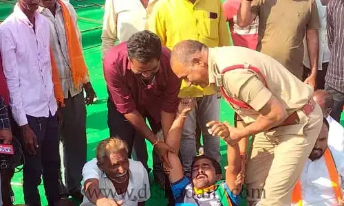 Bandi Sanjay యాత్ర : భైంసాలో హై టెన్షన్..