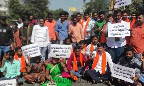 బీజేపీ నాయకుల సంఘీభావం.. పలువురు అరెస్ట్