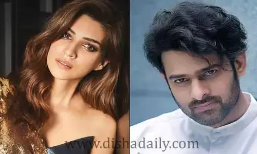 Kriti Sanon కు Prabhas ముందు ప్రపోజ్ చేశాడు..? ఉమైర్ సంధూ ట్వీట్
