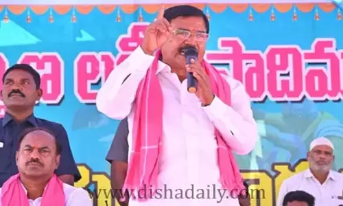 కేటీఆర్‌కు సిట్ నోటీసులు కాంగ్రెస్ సర్కారు నాటకం: మాజీ మంత్రి నిరంజన్ రెడ్డి