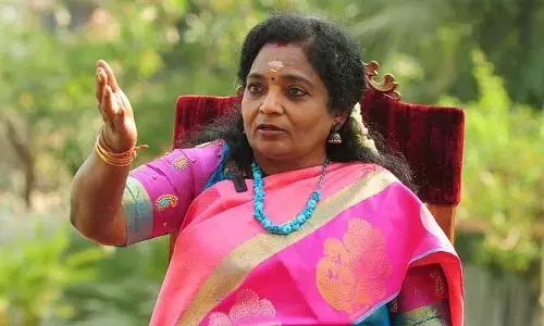 Y. S. Sharmila అరెస్ట్ పై స్పందించిన గవర్నర్.. పోలీసుల వ్యవహార శైలిపై ఫైర్