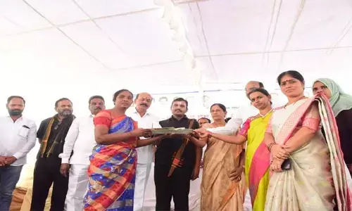KCR వల్లే పేదోడి సొంతింటి కల నెరవేరింది.. SHDC చైర్మన్ చింతా ప్రభాకర్