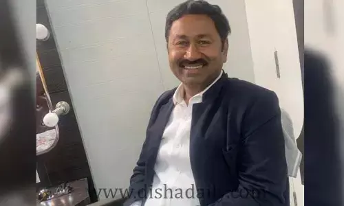 డబ్బు కోసం సినిమాల్లోకి రాలేదు: ఎన్‌ఆర్‌ఐ వెంకట్