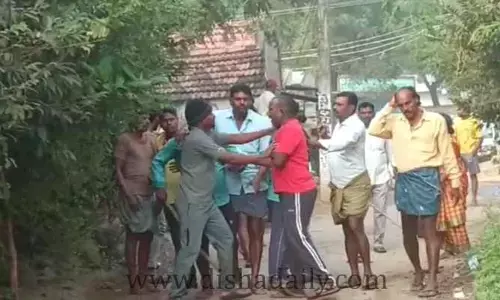 TRS వర్సెస్ CPI.. పొత్తును మరిచి తన్నుకున్న శ్రేణులు