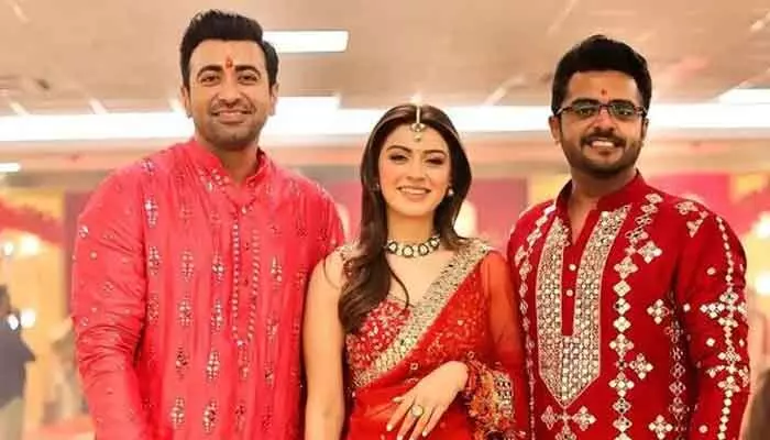 నటి హన్సిక పెళ్లికి ప్రత్యేక అతిథులు.. సోషల్ మీడియాలో వీడియో వైరల్ నటి హన్సిక పెళ్లికి ప్రత్యేక అతిథులు.. సోషల్ మీడియాలో వీడియో వైరల్