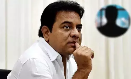 కేటీఆర్‌కు అతను త్వరలో షాకివ్వబోతున్నాడా..?