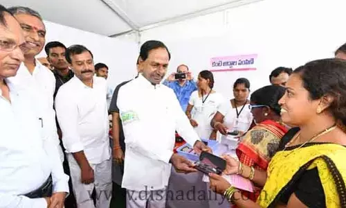 కంటి వెలుగు పథకం ఓట్ల కోసం తెచ్చింది కాదు: CM KCR