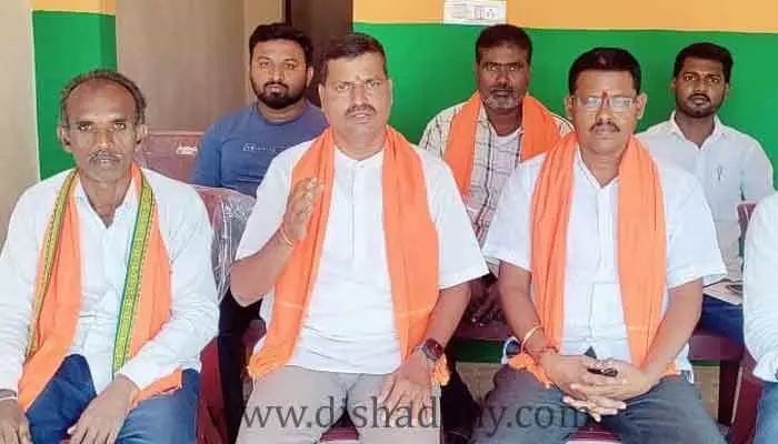 తెలంగాణలో కొలువుల జాతర పెద్ద బూటకం: Marripalli Satyam తెలంగాణలో కొలువుల జాతర పెద్ద బూటకం: Marripalli Satyam