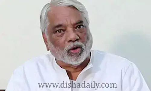 ప్రభుత్వాలను కూలగొట్టడం ప్రజాస్వామ్యమా?