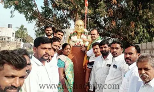 రాజ్యాంగాన్ని మార్చటం కాదు... పటిష్టం చేయాలి : MP Komatireddy Venkat Reddy