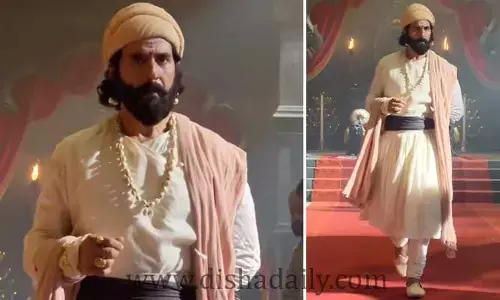 మహనీయుల పాత్రల్లో ప్రేక్షకులను మెప్పించలేవ్.. అక్షయ్‌పై ట్రోలింగ్