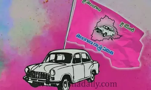 TRS: కారులో కుంపటి!.. టికెట్ల కోసం టీఆర్ఎస్ నేతల మధ్య ఫైట్