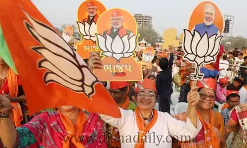 Gujarat: పోస్టల్ బ్యాలెట్ ఓట్లలో బీజేపీ ముందంజ