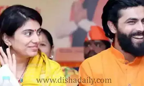 Gujarat: Ravindra Jadeja భార్య ముందంజ