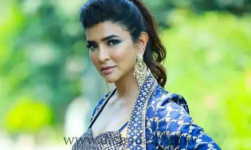 చివరకు అంతకు తెగించిన Manchu Lakshmi..