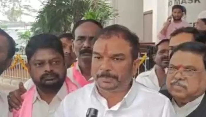 గాంధీ తర్వాత కేసీఆరే మహాత్ముడు: Upendhra గాంధీ తర్వాత కేసీఆరే మహాత్ముడు: Upendhra